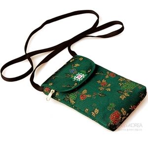 Korean Pretty quilted smartphone pouch X Nubisu Smart Pouch [Dark Green]
